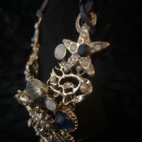 ST Thomas seashore necklace - Picture 4 of 4